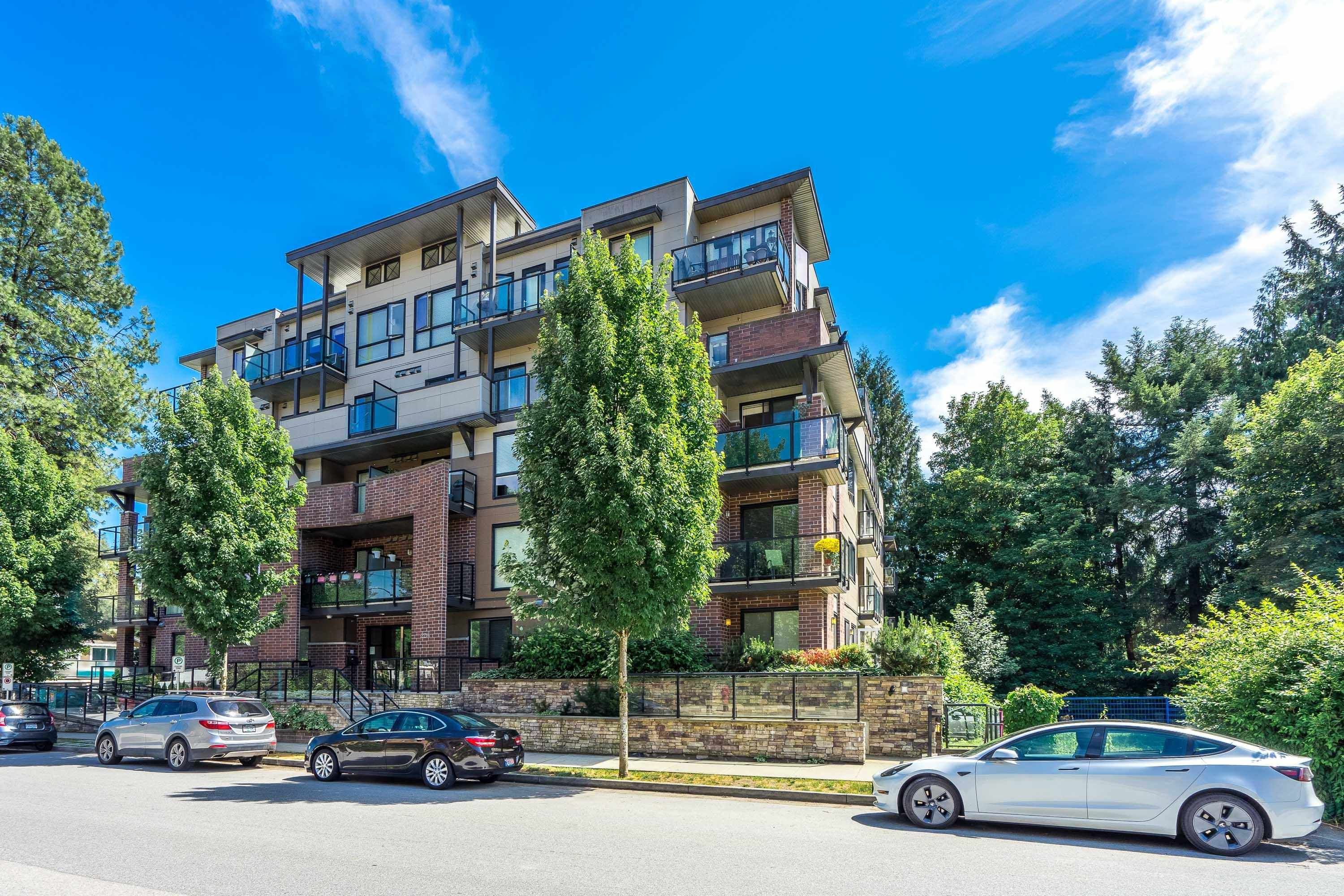 Open House. Open House on Sunday, September 24, 2023 2:00PM - 4:00PM
Please Text 604 561-4012 if I am not in the Lobby, I will be in Unit 109 showing so I can come right out thanks